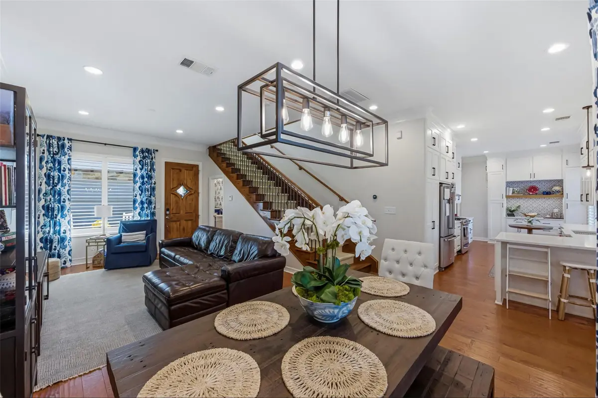 1621 Enfield RD #E, Austin, TX 78703