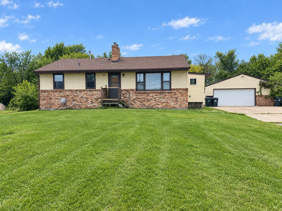 50800 Evergreen AVE, Rush City, MN 55069