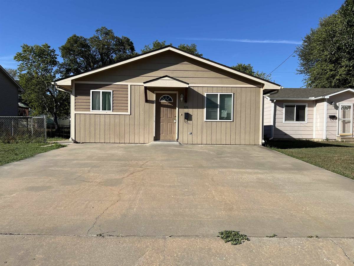 226 WILEY ST., Augusta, KS 67010