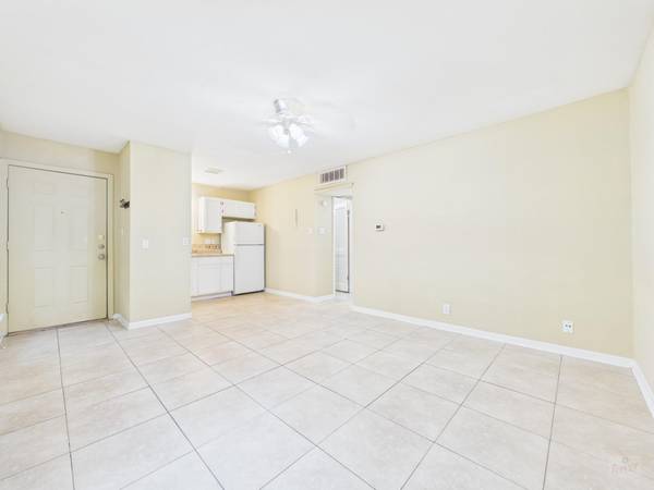 1000 W 26th ST #106, Austin, TX 78705