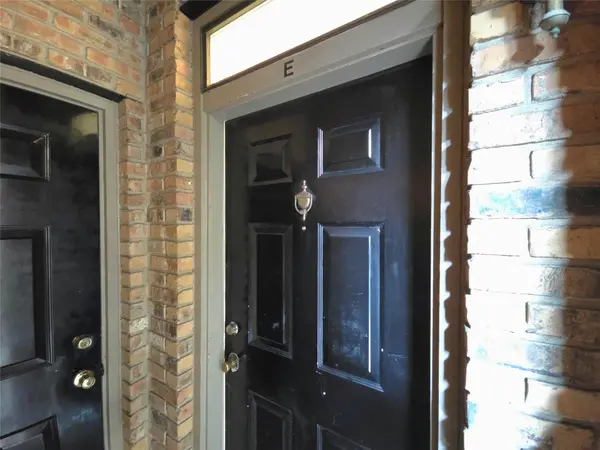 505 W 18th ST #E, Austin, TX 78701