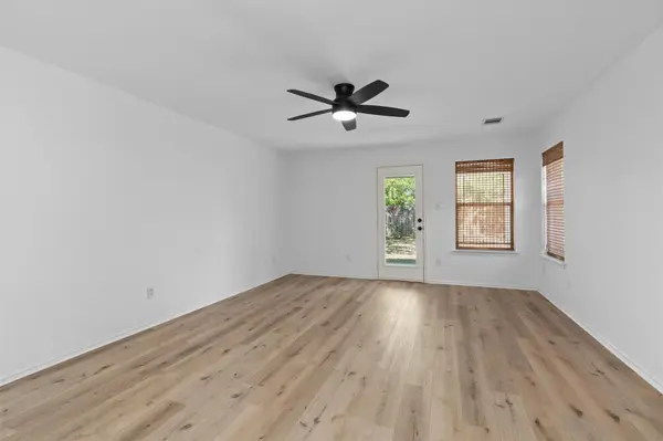 1320 Sleepytime TRL, Pflugerville, TX 78660