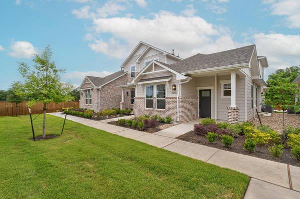 501 Orleanian DR #A, Buda, TX 78610