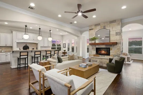 17207 Raynham Hill DR, Austin, TX 78738