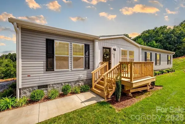817 Jupiter RD, Weaverville, NC 28787
