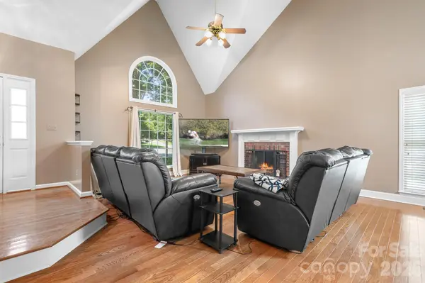 665 Millswood DR, Mooresville, NC 28115