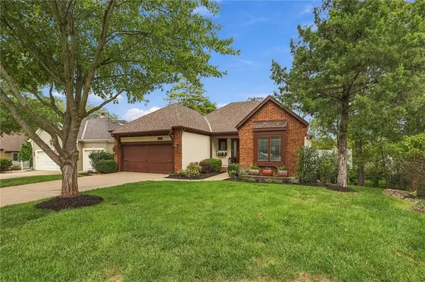 26112 W 109th ST, Olathe, KS 66061