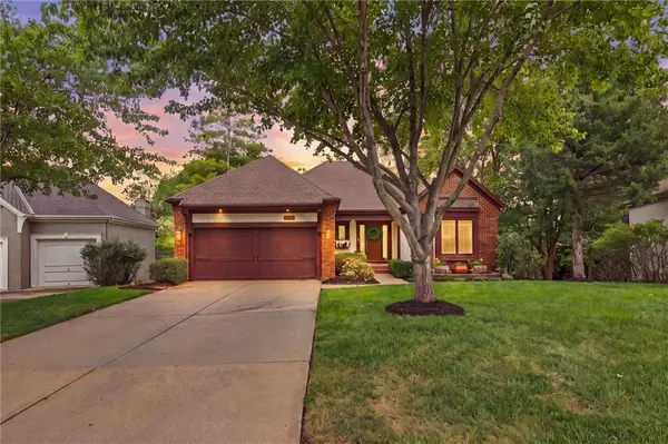 26112 W 109th ST, Olathe, KS 66061