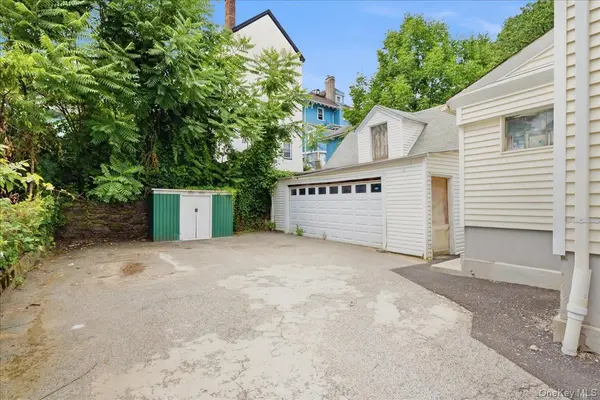 320 Highland AVE, Mount Vernon, NY 10553