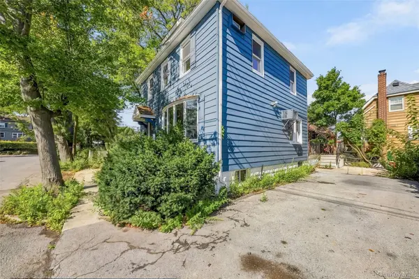3079 Fearn PL, Bronx, NY 10465
