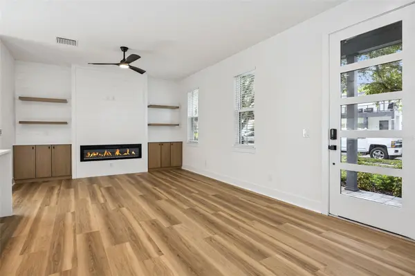 87 W MURIEL ST, Orlando, FL 32806