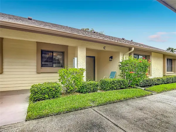 2546 OAKLEAF LN #35C, Clearwater, FL 33763