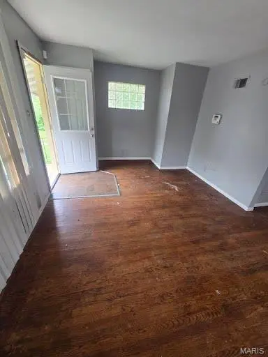 1039 Gimblin ST, St Louis, MO 63147