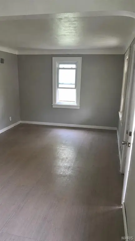 19 N Harvey AVE, Ferguson, MO 63135