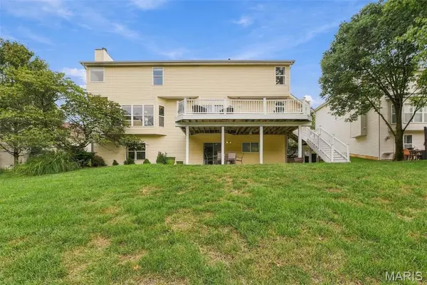908 Green Arbor DR, Fenton, MO 63026