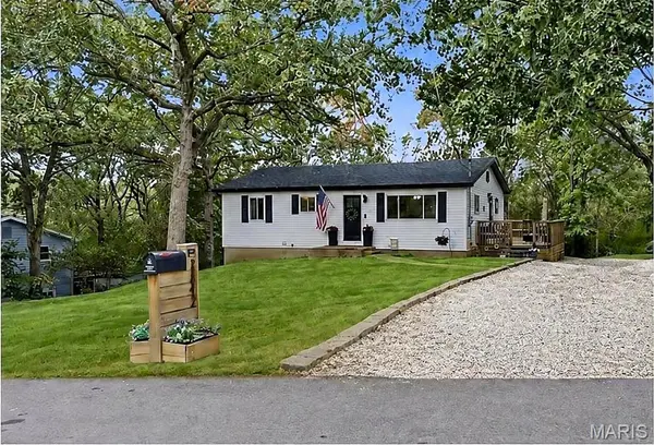 2842 Plato PL, De Soto, MO 63020