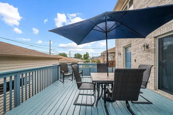 4529 N Sayre AVE, Harwood Heights, IL 60706