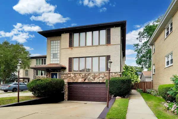 647 N Northwest HWY, Park Ridge, IL 60068