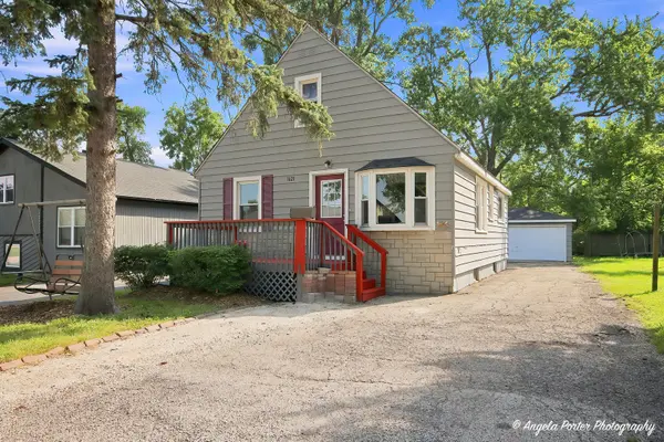 1621 ROUND LAKE DR, Round Lake Beach, IL 60073
