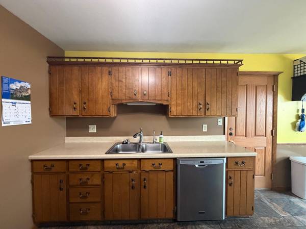 425 W Dodge ST, Luverne, MN 56156