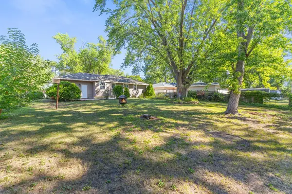 10913 Washington ST NE, Blaine, MN 55434