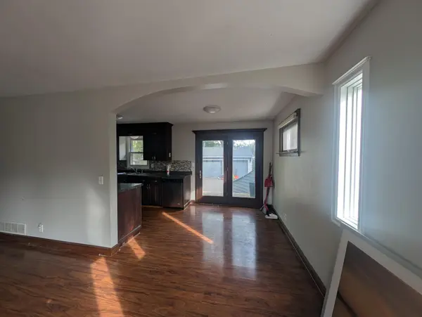 171 Hanson RD, Mahtomedi, MN 55115