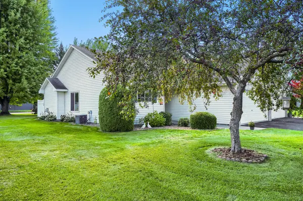 3798 Shannon DR, Hastings, MN 55033
