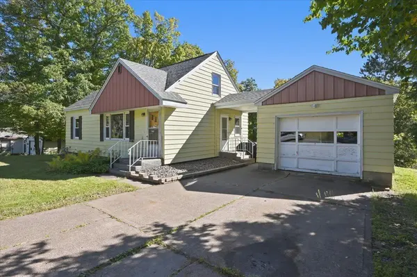 1614 Linzie RD, Duluth, MN 55811