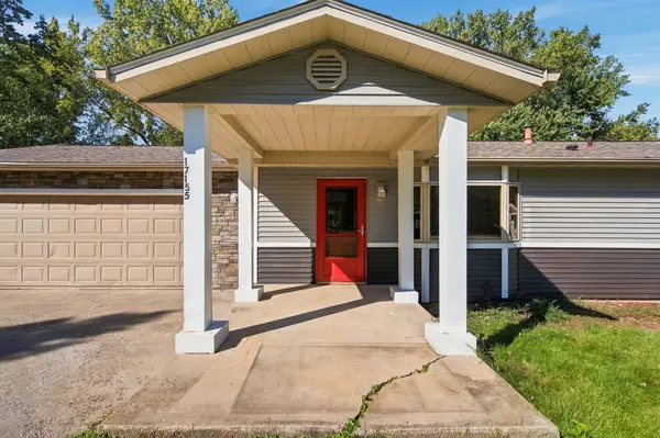 17155 Hershey CT, Lakeville, MN 55044