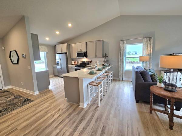 7300 Imperial WAY, Elko New Market, MN 55020