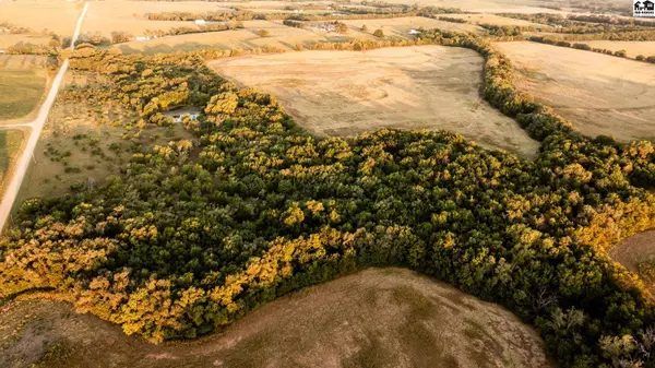 000 N Simpson Rd, New Cambria, KS 67470