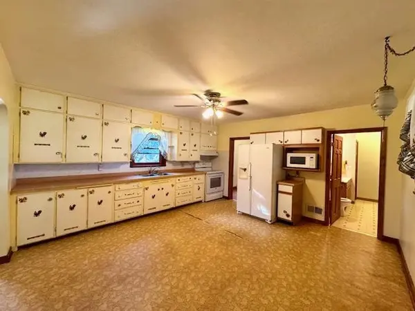 N5274 COUNTY ROAD O, New London, WI 54961