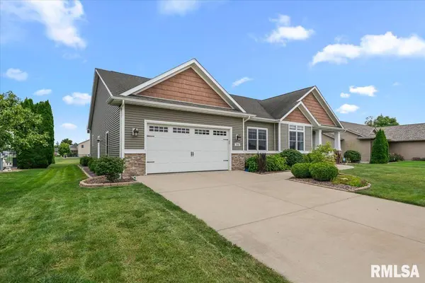 316 Windycrest DR, Chatham, IL 62629