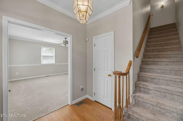 3006 Hawthorne St, Athens, TN 37303