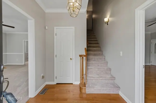 3006 Hawthorne St, Athens, TN 37303