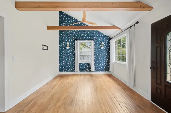 232 Ridgeway Dr, Nashville, TN 37214