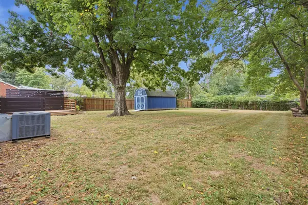 232 Ridgeway Dr, Nashville, TN 37214