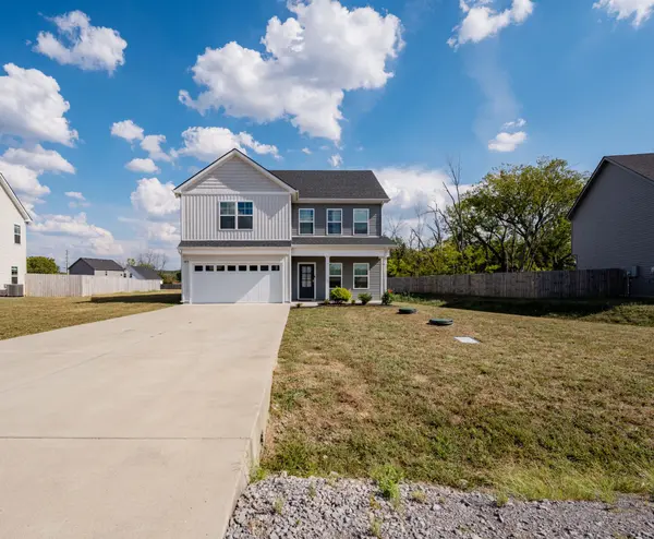 938 Kalu Dr, Murfreesboro, TN 37130