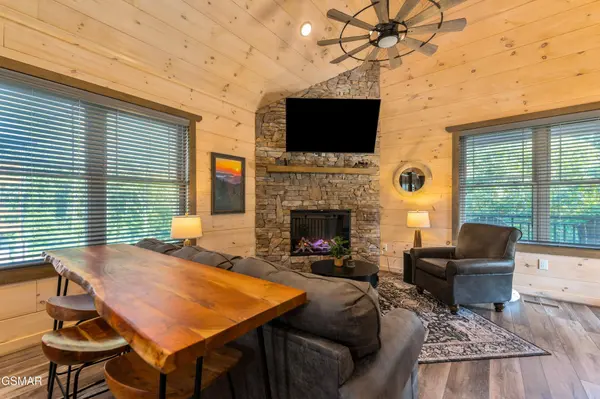 3342 Frontier View Drive, Sevierville, TN 37876