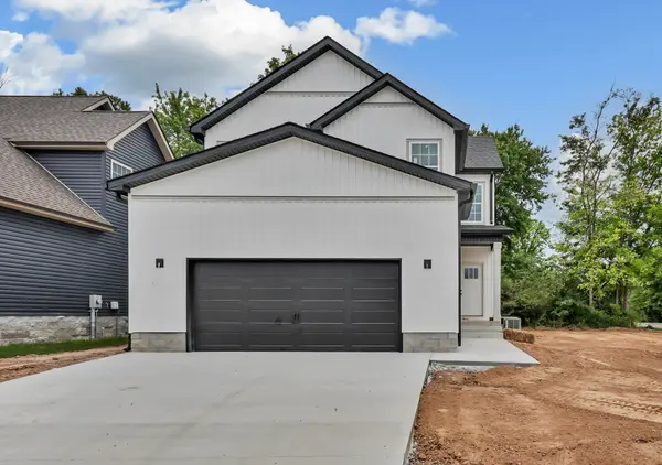 302 Switchgrass Dr, Clarksville, TN 37042