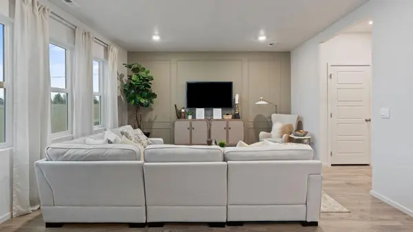 3803 S Blake Ln, Spokane, WA 99206