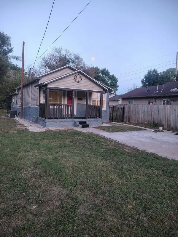 504 N Florence St, Wichita, KS 67212