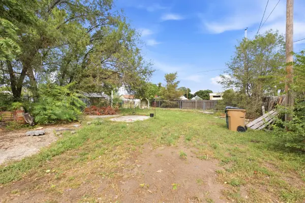 510 W Sherman Ave, Hutchinson, KS 67501