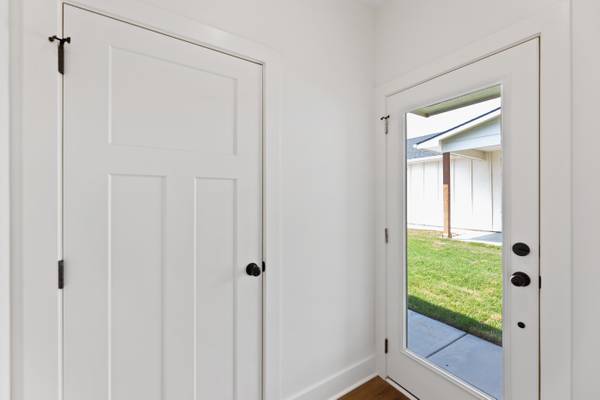 3529 N Azalea St, Maize, KS 67223
