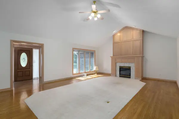 2705 E Shady Glen DR, Springfield, MO 65804