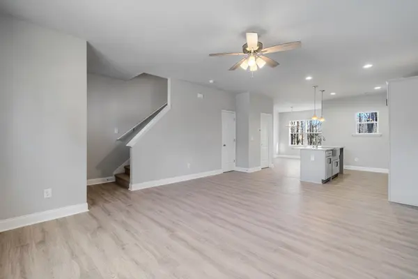 628 Forest Creek CIR, Greer, SC 29651
