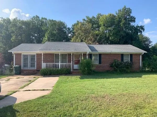 1428 Leadmine ST, Gaffney, SC 29340