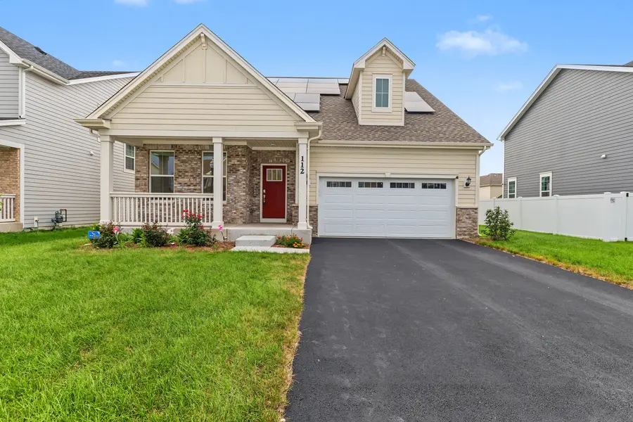 112 SWEETFLAG CIR, Elgin, IL 60124