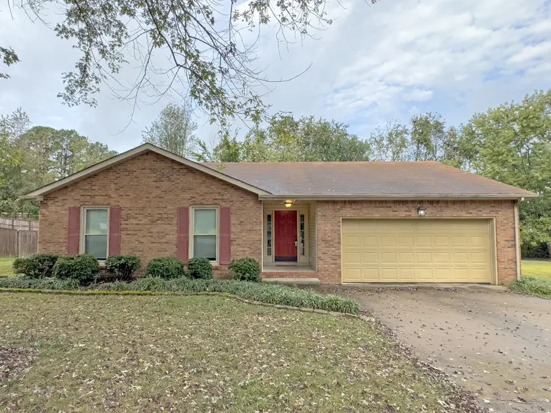 2202 Kim Drive, Clarksville, TN 37043