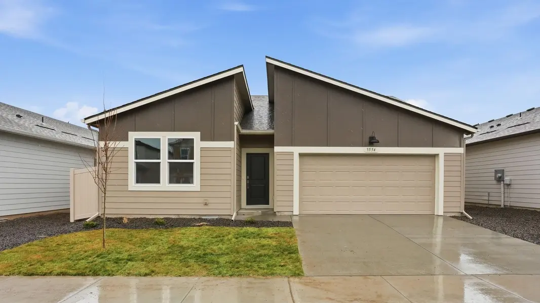 13510 W Sprague Ave, Airway Heights, WA 99001